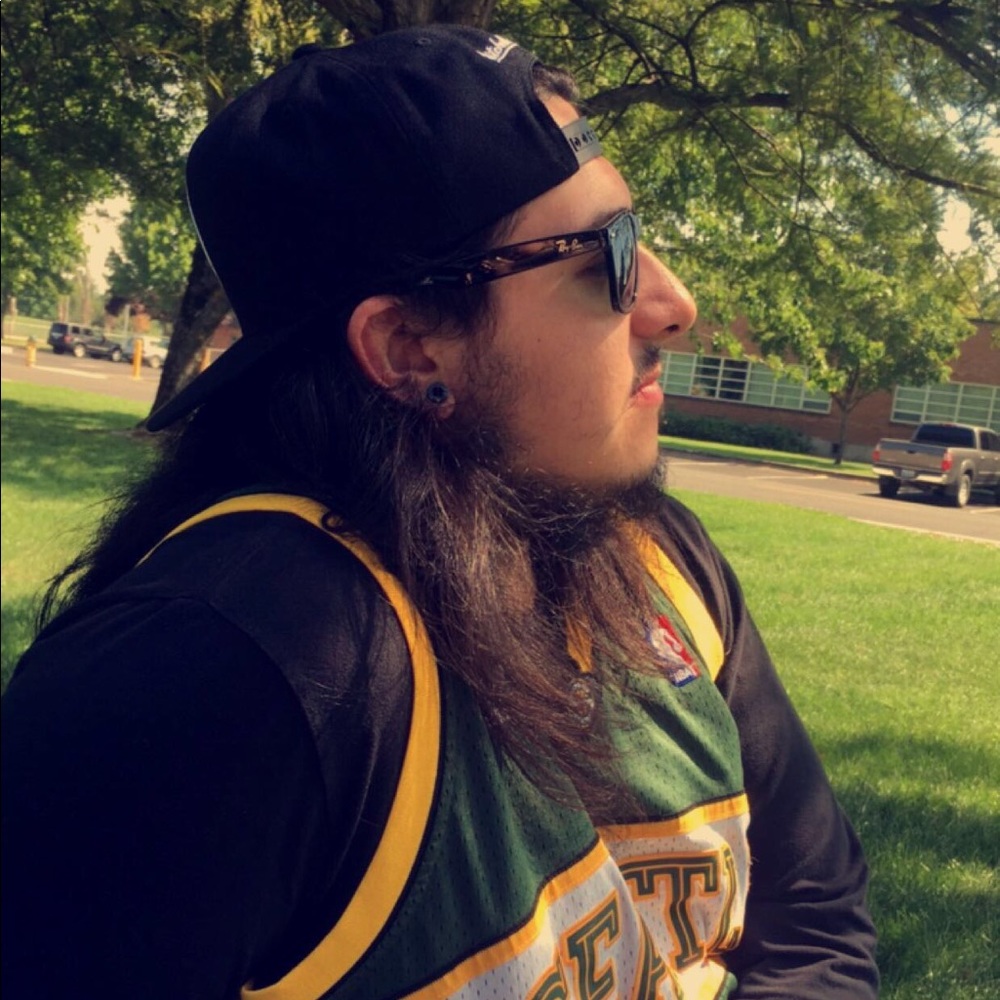 Meet your Posher, Michael